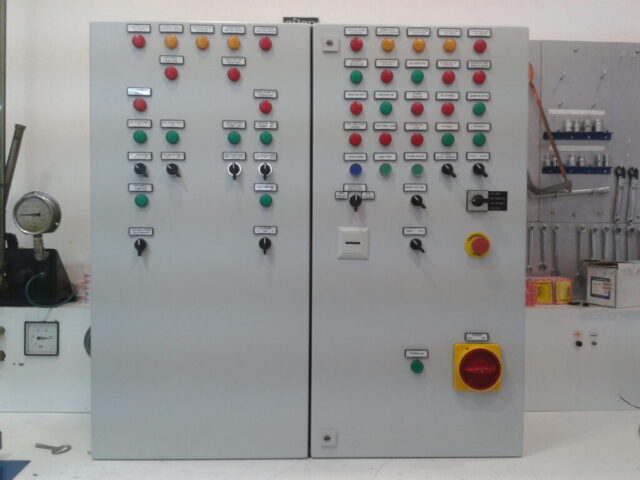 ναυτιλιακοί αυτοματισμοί Πειραιάς marine automation Piraeus ship automation systems automation service πλοίων marine electrical service Greece ship control systems repair PLC σε πλοία marine engineer automation