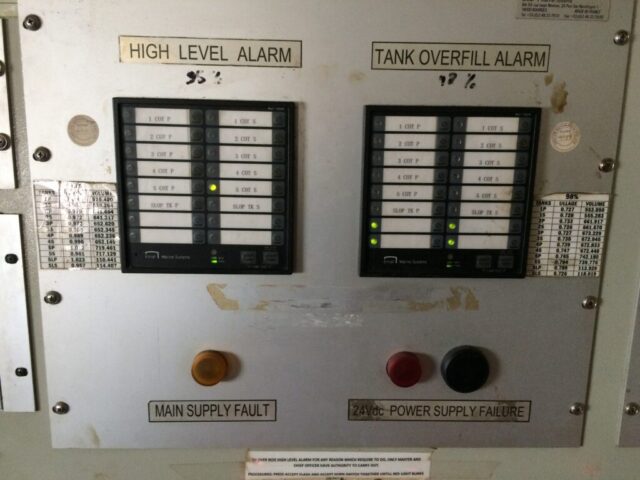 ναυτιλιακοί αυτοματισμοί Πειραιάς marine automation Piraeus ship automation systems automation service πλοίων marine electrical service Greece ship control systems repair PLC σε πλοία marine engineer automation