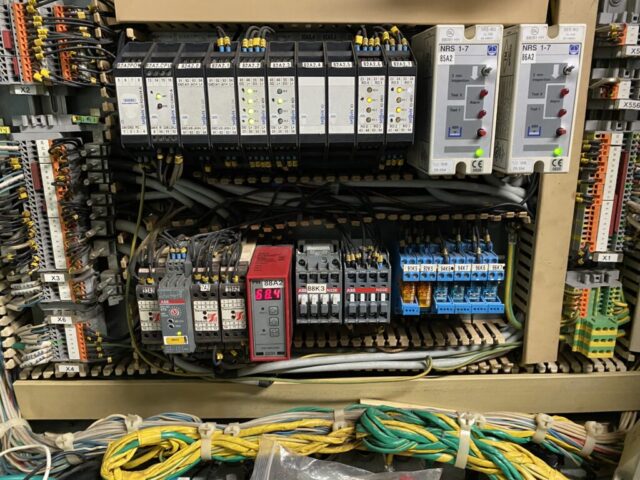 ναυτιλιακοί αυτοματισμοί Πειραιάς marine automation Piraeus ship automation systems automation service πλοίων marine electrical service Greece ship control systems repair PLC σε πλοία marine engineer automation