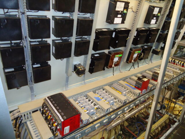 ναυτιλιακοί αυτοματισμοί Πειραιάς marine automation Piraeus ship automation systems automation service πλοίων marine electrical service Greece ship control systems repair PLC σε πλοία marine engineer automation